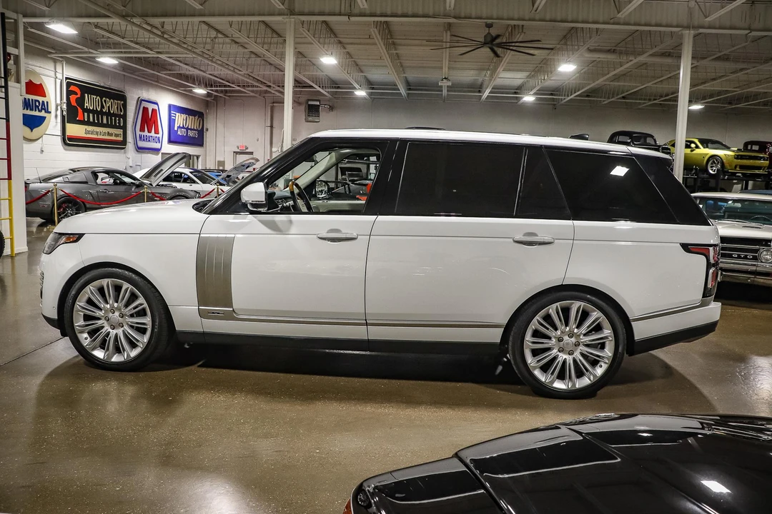 2018 Land Rover Range Rover L405 - Image 10 of 31