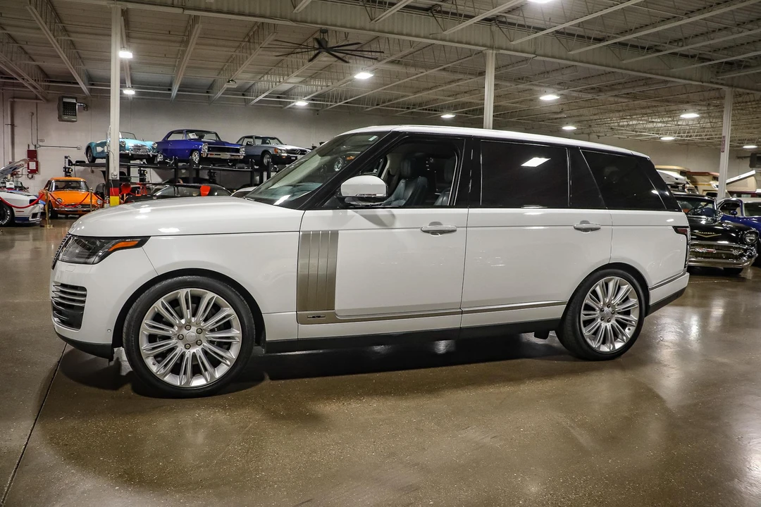 2018 Land Rover Range Rover L405 - Image 9 of 31