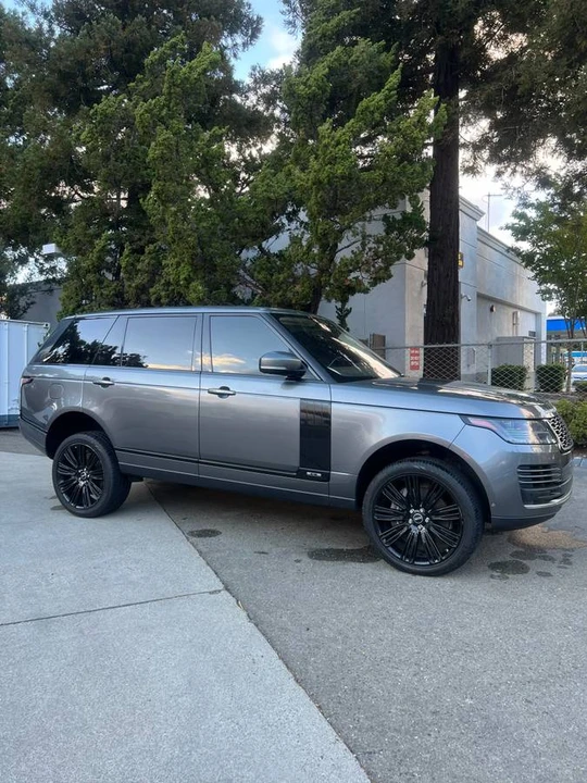 2018 Land Rover Range Rover L405 - Image 4 of 15