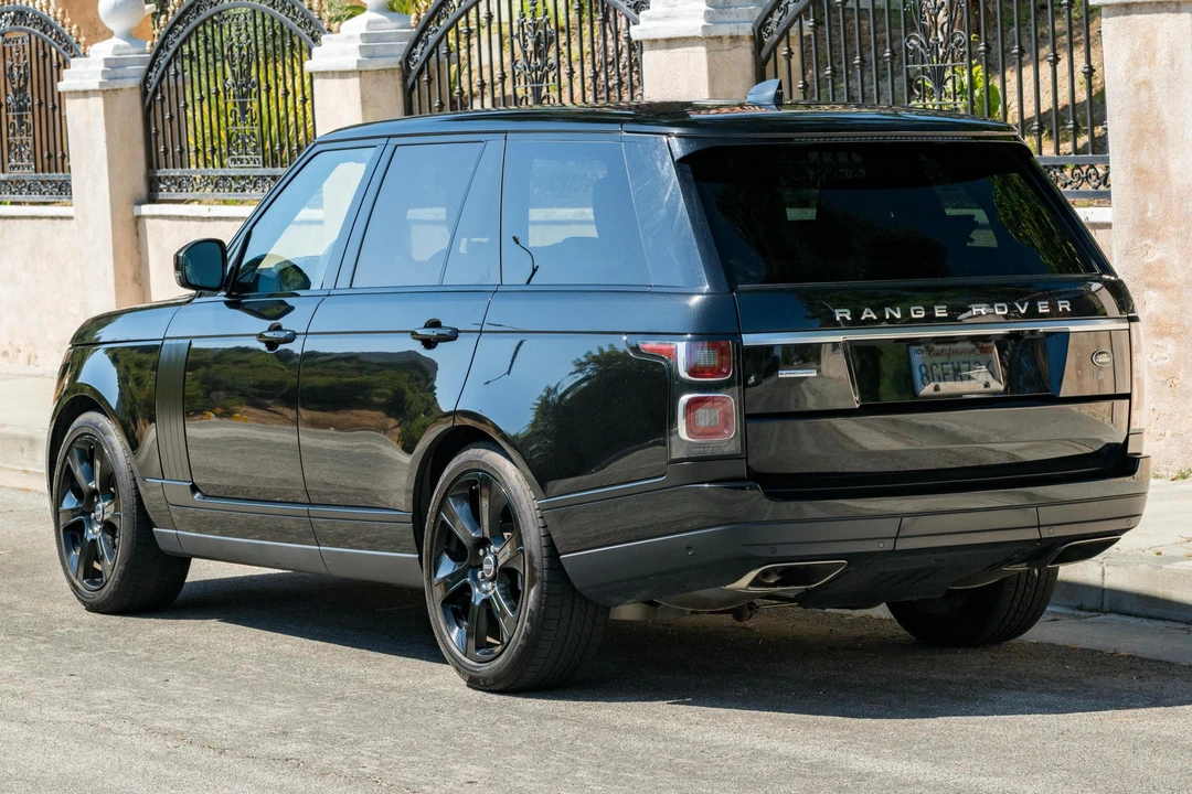 2018 Land Rover Range Rover L405 - Image 4 of 31