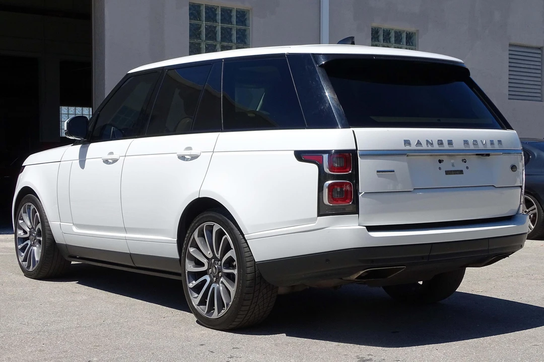 2018 Land Rover Range Rover L405 - Image 5 of 21