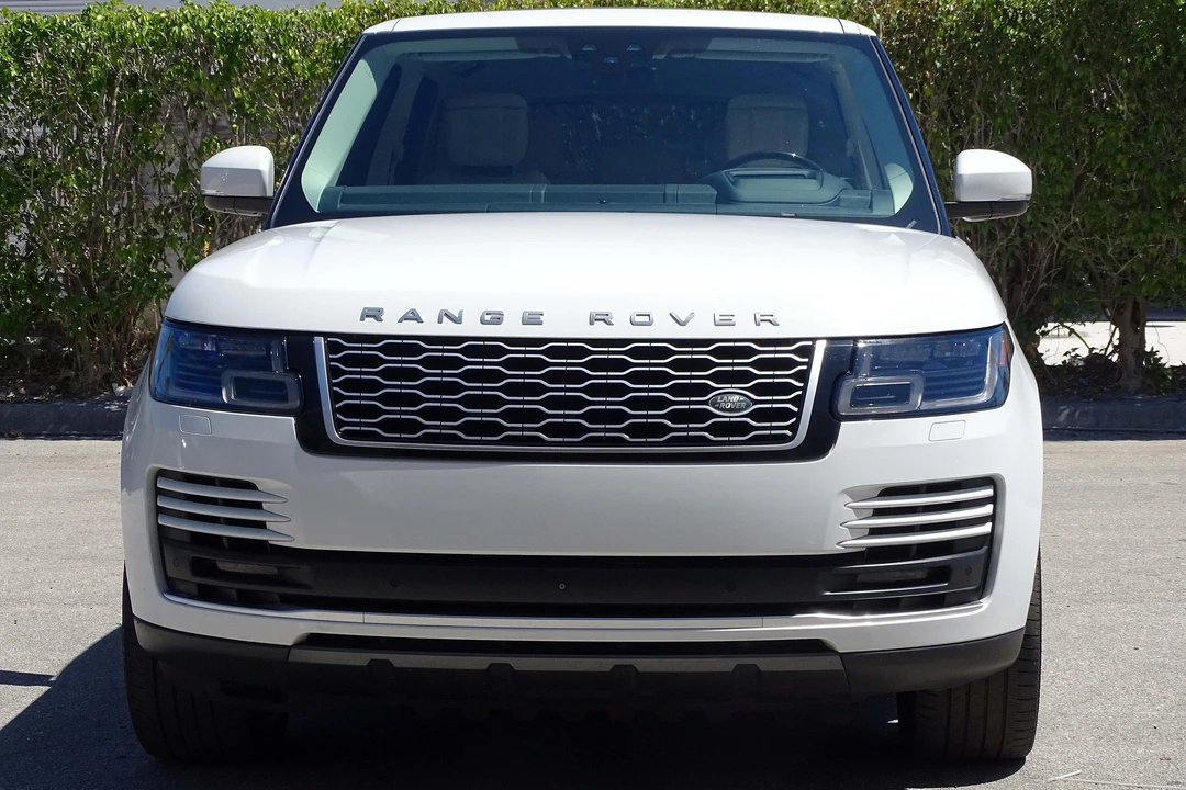 2018 Land Rover Range Rover L405 - Image 2 of 21