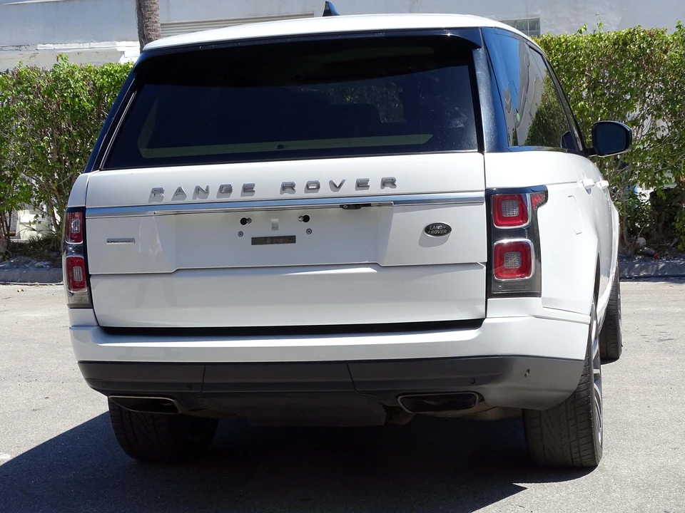 2018 Land Rover Range Rover L405 - Image 14 of 21
