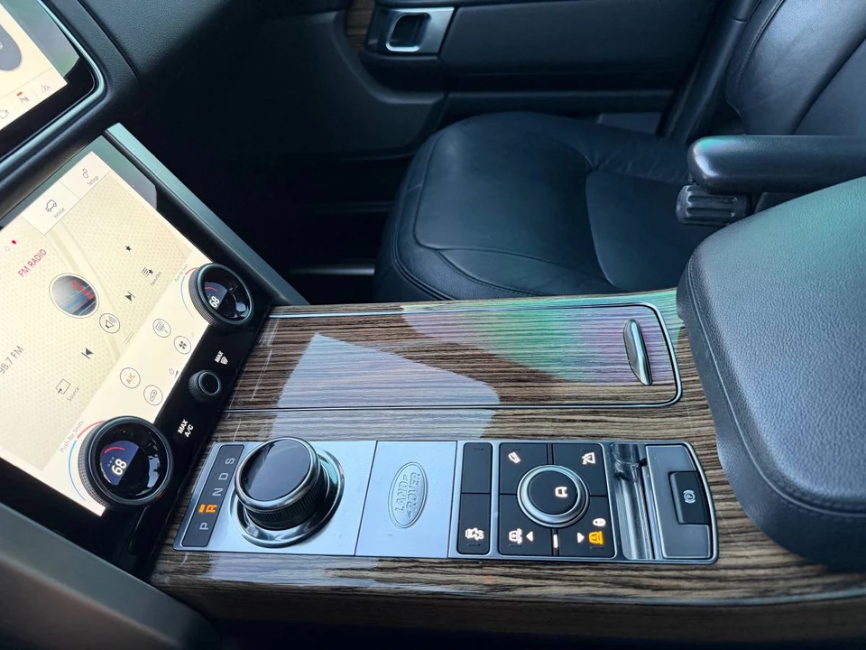 2018 Land Rover Range Rover L405 - Image 17 of 24