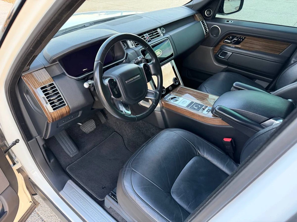 2018 Land Rover Range Rover L405 - Image 11 of 24