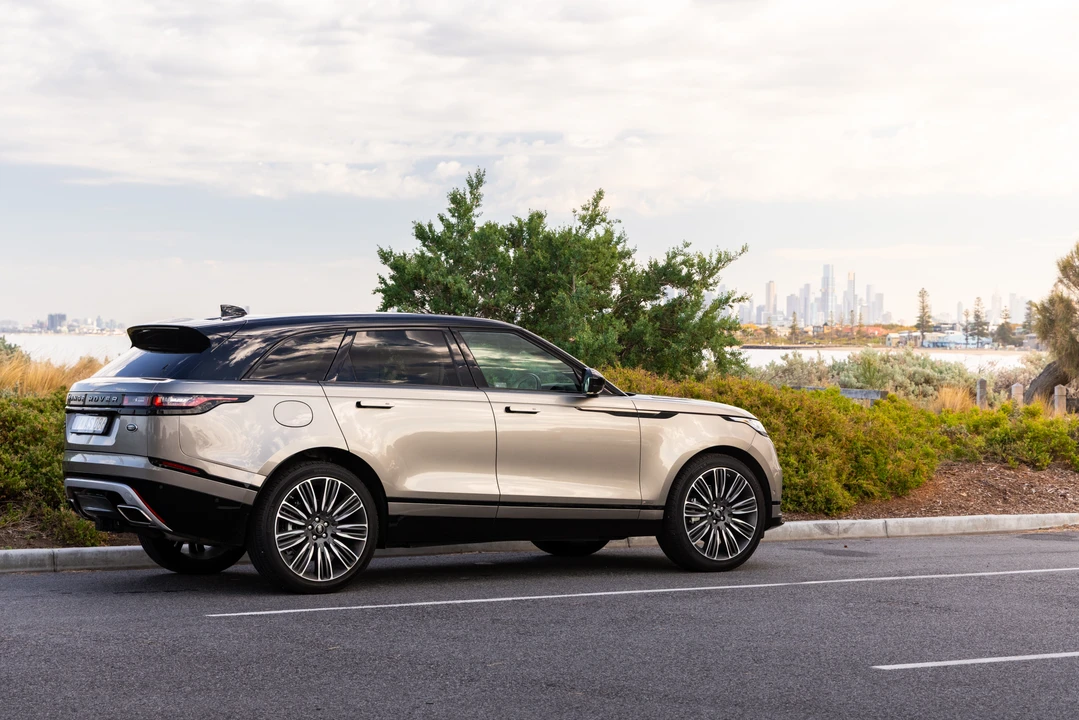 2018 Land Rover Range Rover Velar - Image 22 of 31