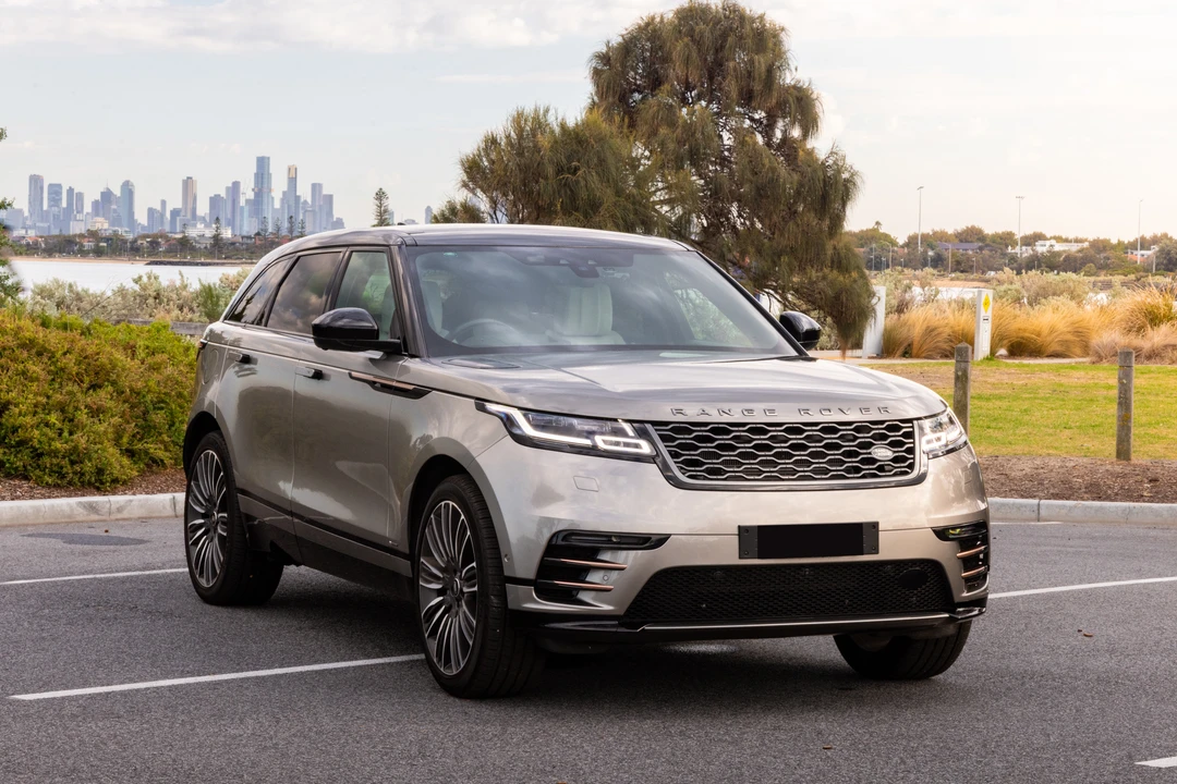 2018 Land Rover Range Rover Velar - Image 19 of 31