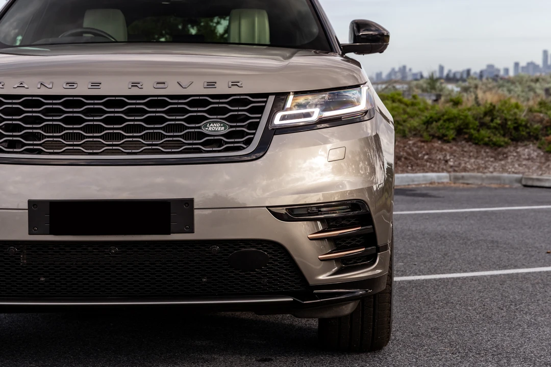 2018 Land Rover Range Rover Velar - Image 26 of 31