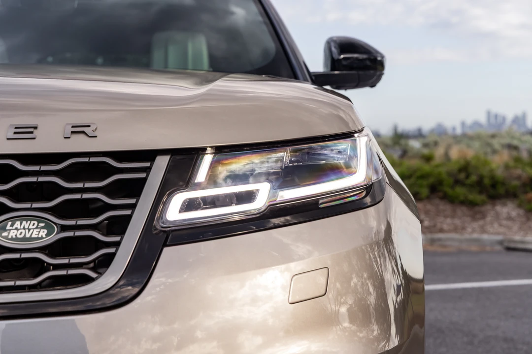 2018 Land Rover Range Rover Velar - Image 28 of 31
