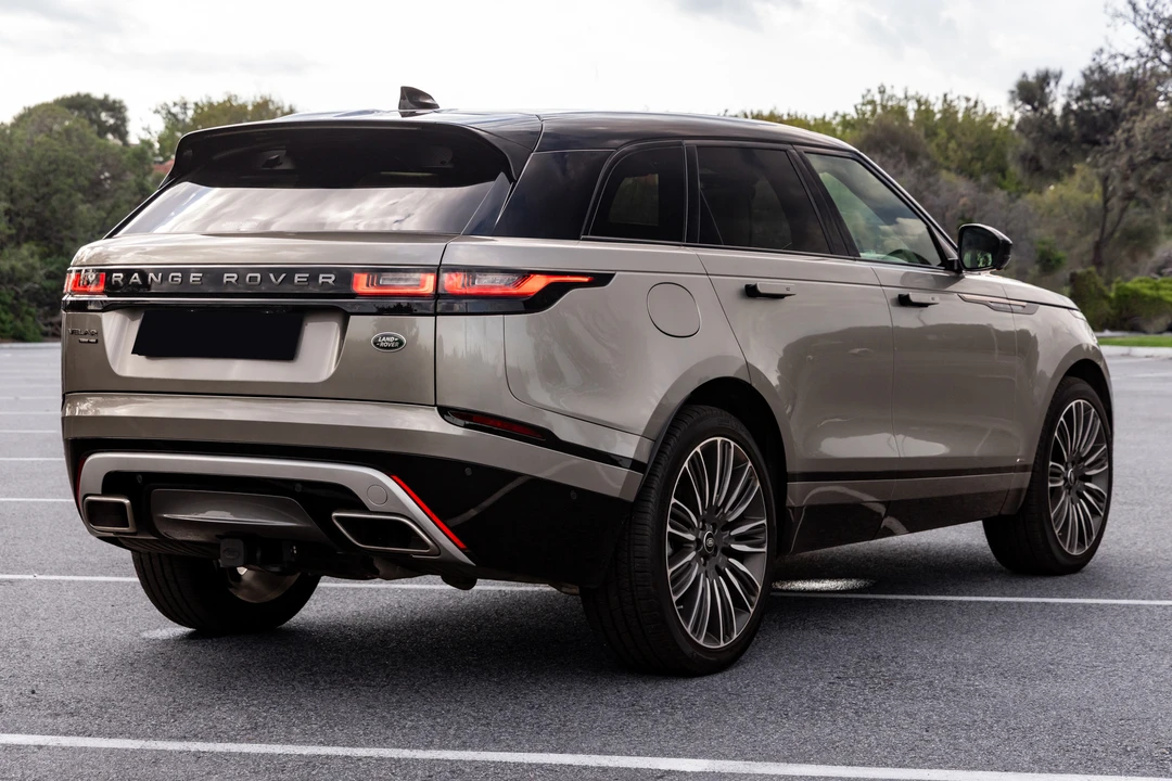 2018 Land Rover Range Rover Velar - Image 15 of 31