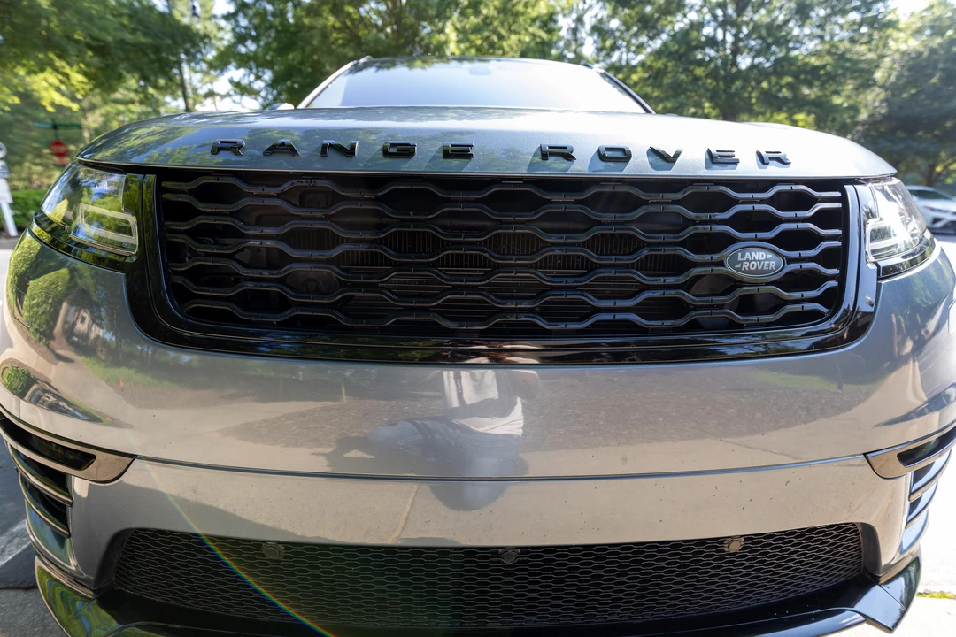 2018 Land Rover Range Rover Velar - Image 17 of 31