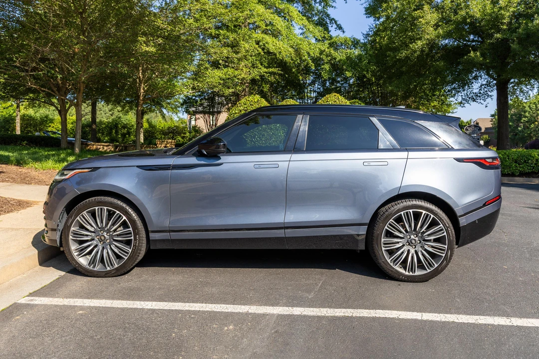 2018 Land Rover Range Rover Velar - Image 9 of 31