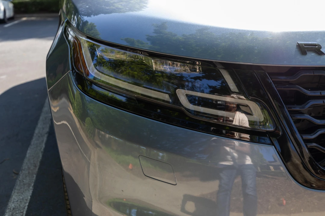 2018 Land Rover Range Rover Velar - Image 15 of 31