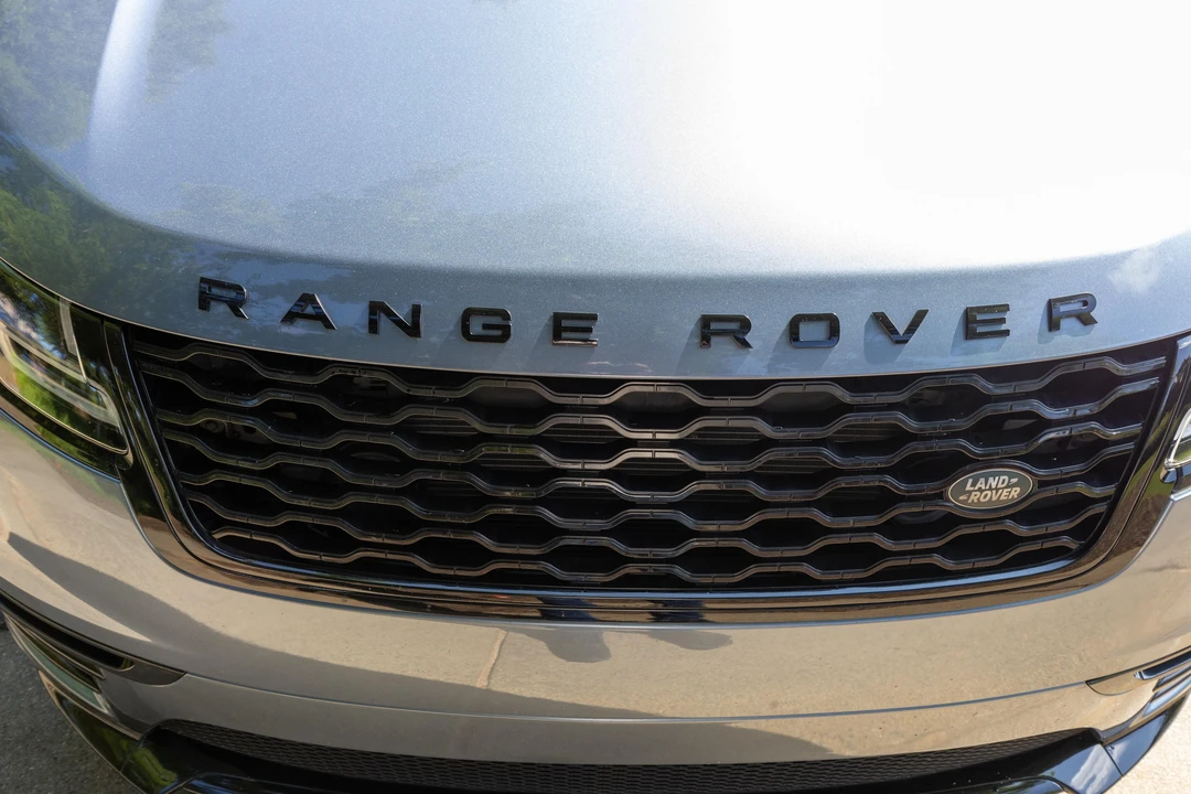 2018 Land Rover Range Rover Velar - Image 18 of 31