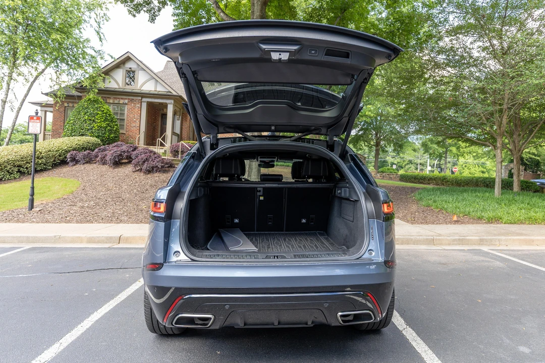 2018 Land Rover Range Rover Velar - Image 12 of 31