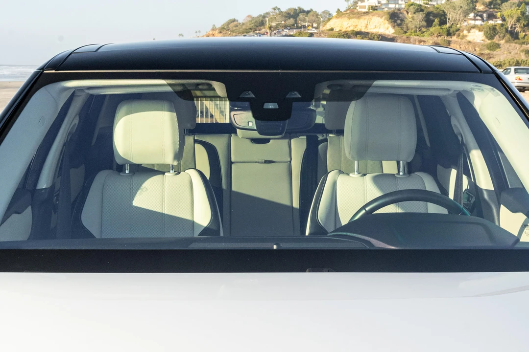 2018 Land Rover Range Rover Velar - Image 18 of 30