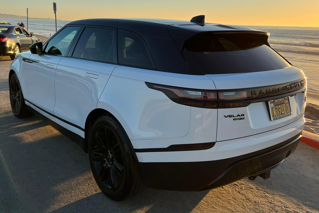 2018 Land Rover Range Rover Velar - Image 4 of 30