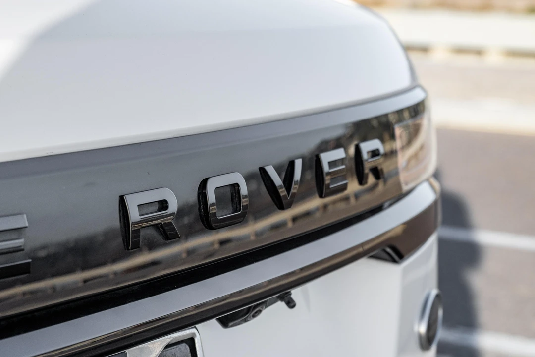 2018 Land Rover Range Rover Velar - Image 25 of 30