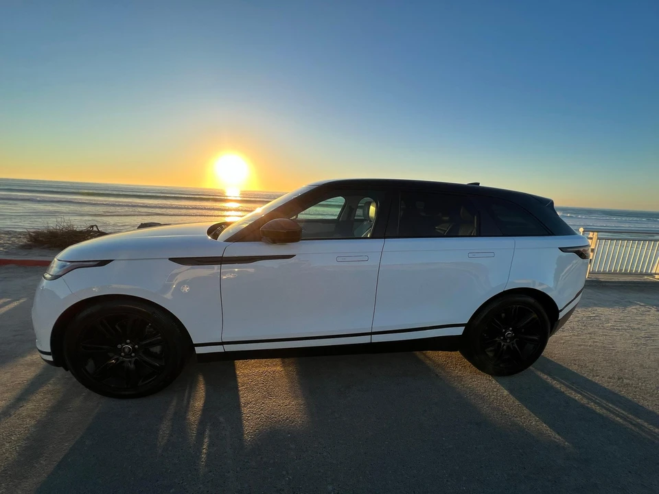 2018 Land Rover Range Rover Velar - Image 10 of 30