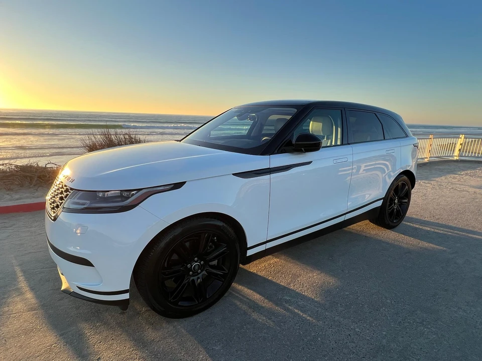 2018 Land Rover Range Rover Velar - Image 9 of 30
