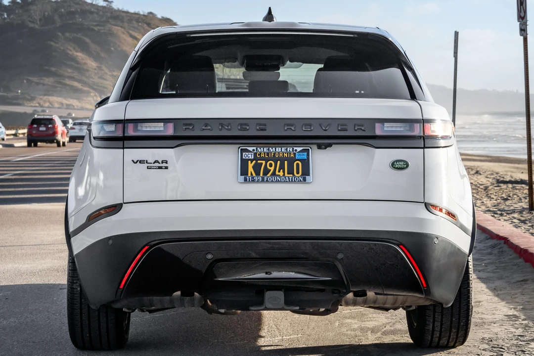 2018 Land Rover Range Rover Velar - Image 5 of 30