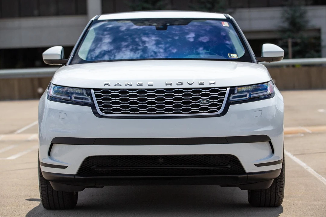 2018 Land Rover Range Rover Velar - Image 2 of 31