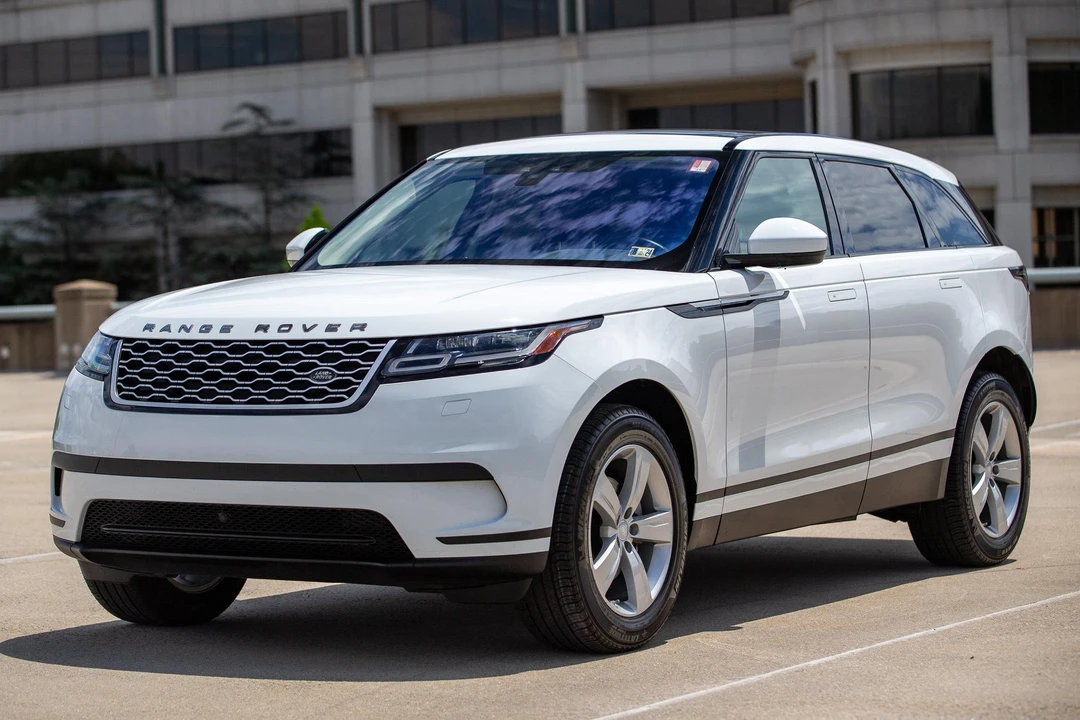 2018 Land Rover Range Rover Velar - Image 8 of 31