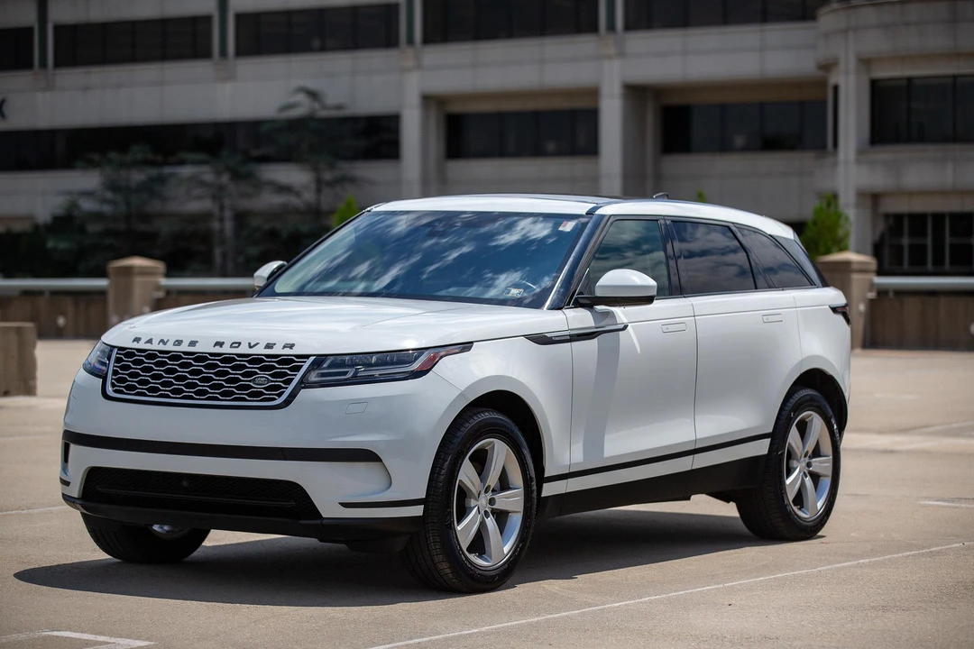 2018 Land Rover Range Rover Velar - Image 11 of 31
