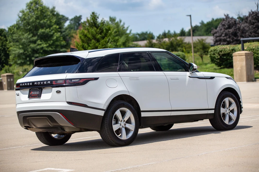 2018 Land Rover Range Rover Velar - Image 16 of 31