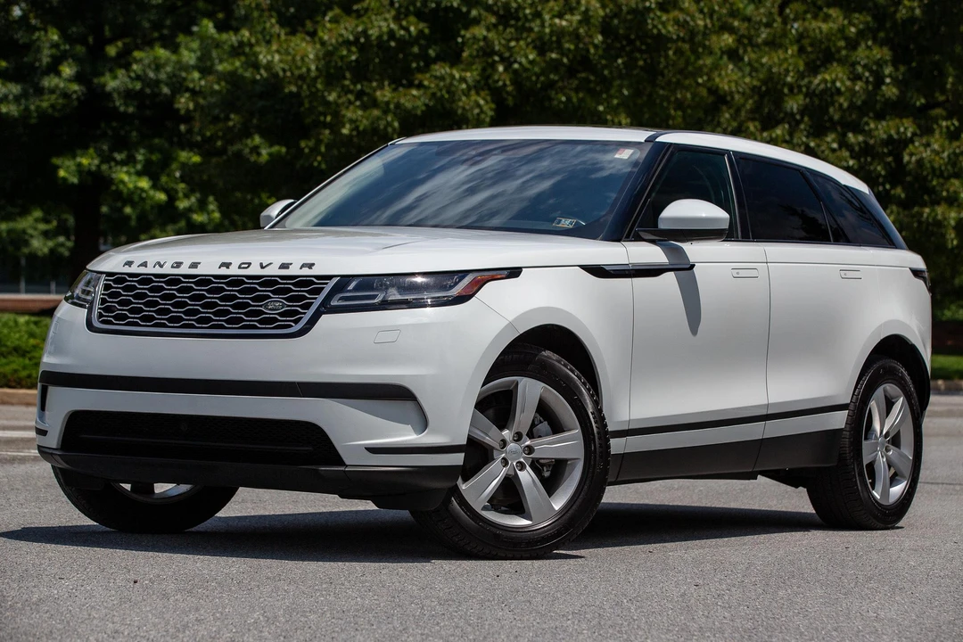 2018 Land Rover Range Rover Velar - Image 10 of 31
