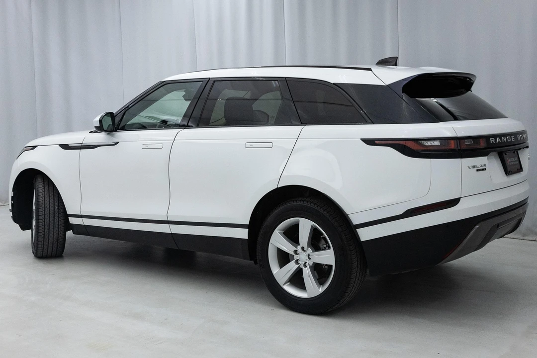 2018 Land Rover Range Rover Velar - Image 26 of 31