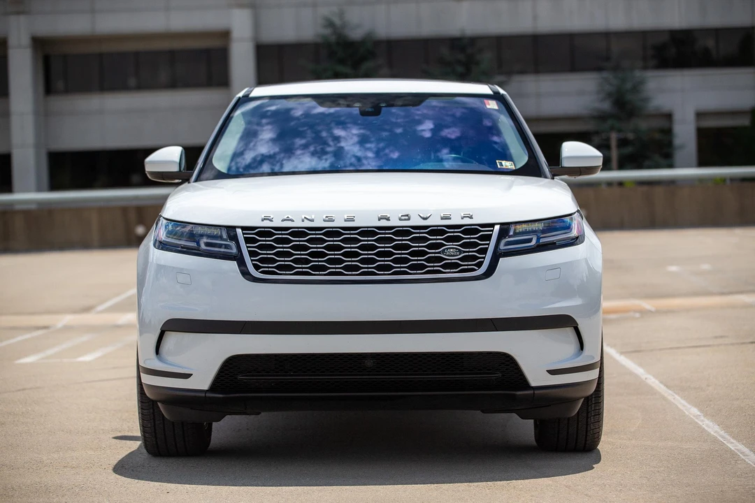 2018 Land Rover Range Rover Velar - Image 6 of 31