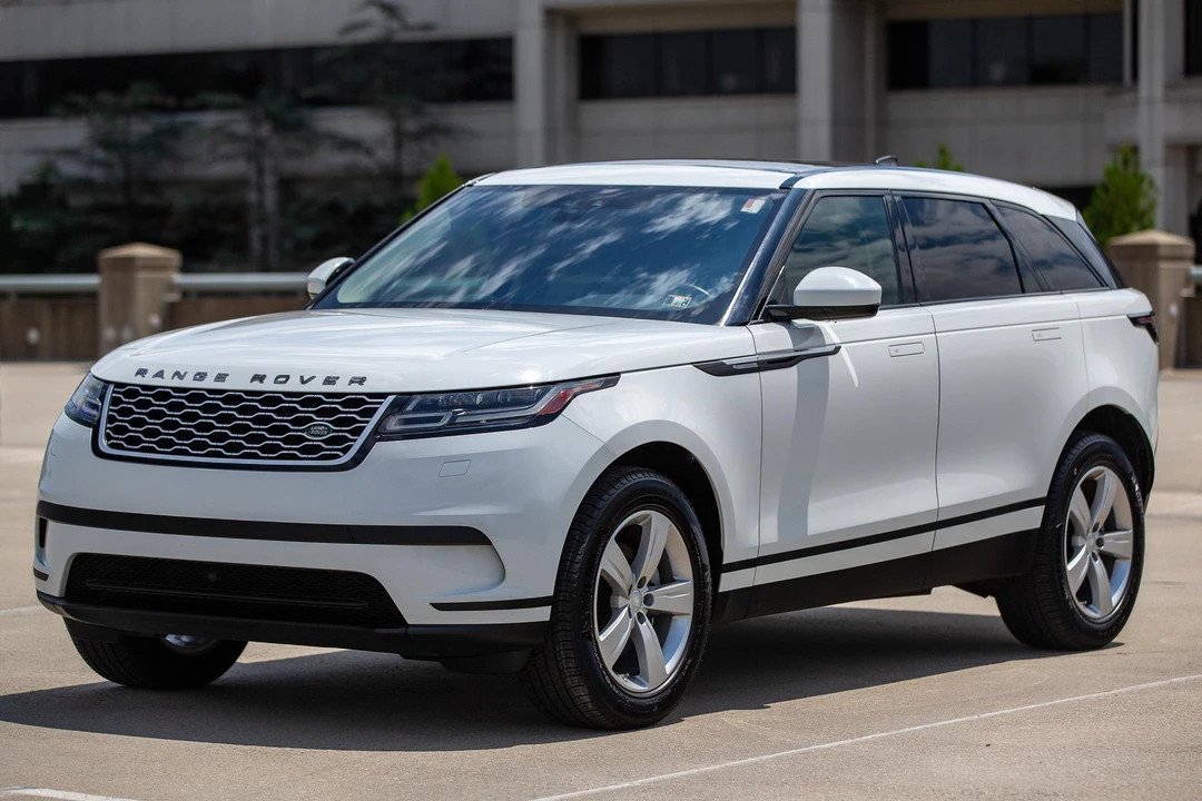 2018 Land Rover Range Rover Velar - Image 9 of 31