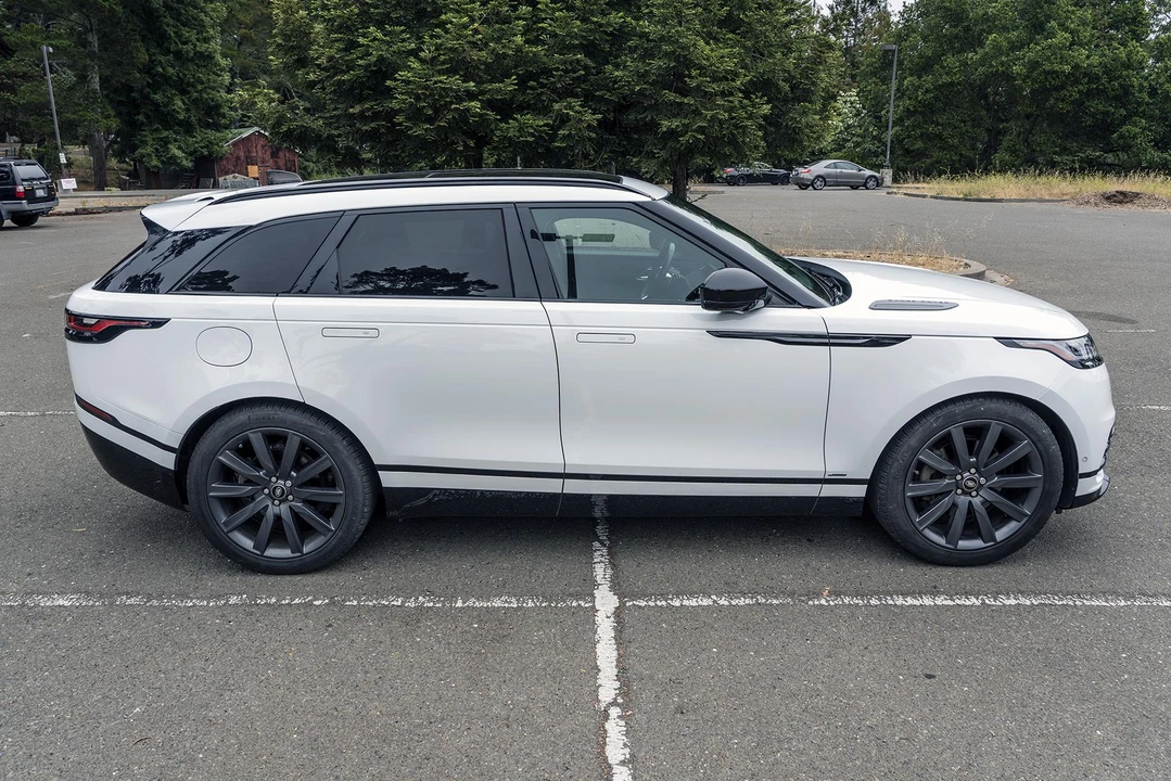 2018 Land Rover Range Rover Velar - Image 16 of 31