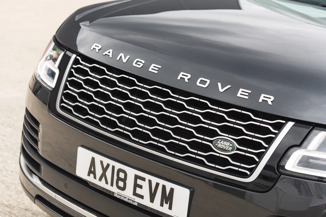 2018 Land Rover Range Rover L405 - Image 13 of 31
