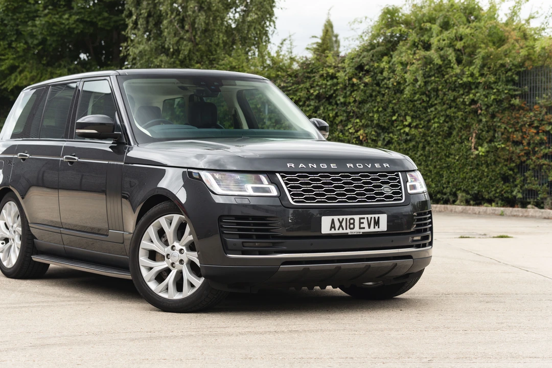 2018 Land Rover Range Rover L405 - Image 10 of 31