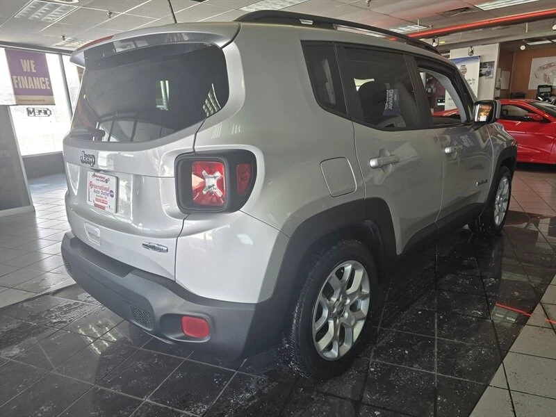 2018 Jeep Renegade - Image 4 of 4