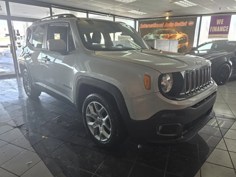 2018 Jeep Renegade - Image 3 of 4