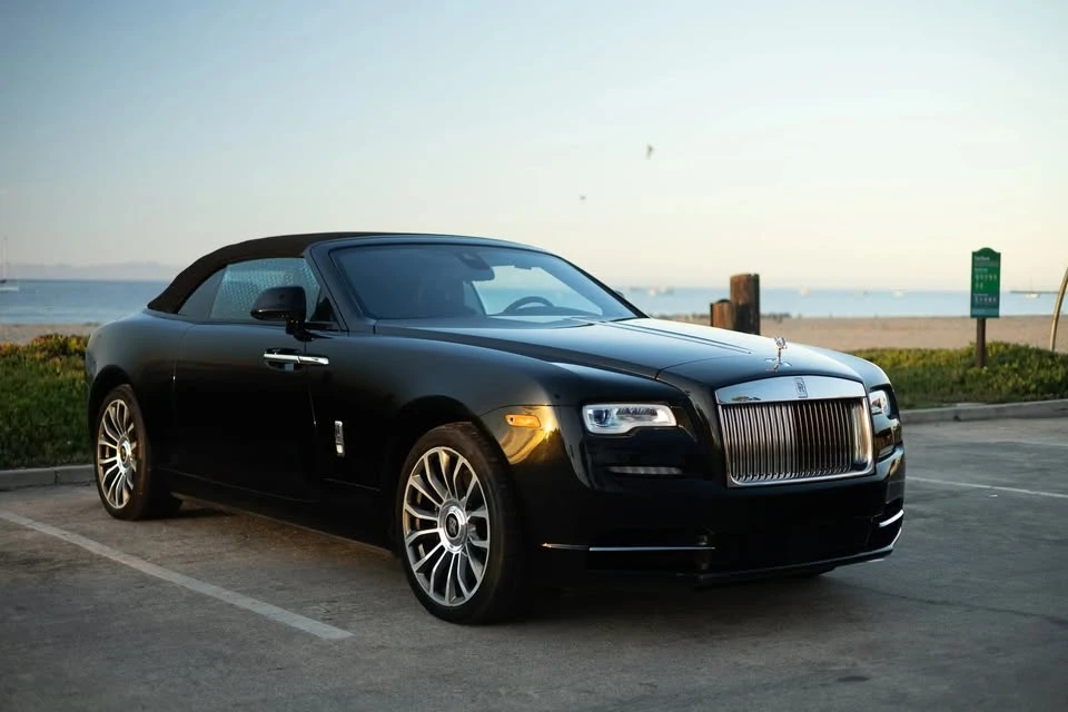 2018 Rolls-Royce Dawn - Image 2 of 15
