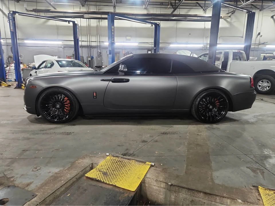 2018 Rolls-Royce Dawn - Image 2 of 11