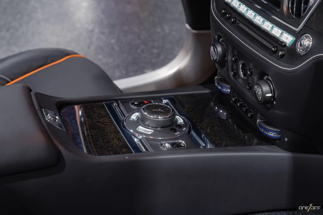 2018 Rolls-Royce Dawn Black Badge - Image 9 of 21