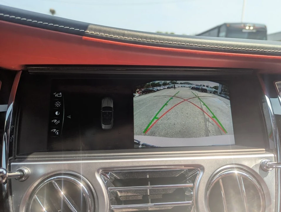 2018 Rolls-Royce Dawn - Image 24 of 31