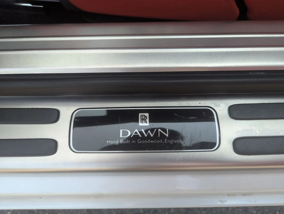 2018 Rolls-Royce Dawn - Image 14 of 31