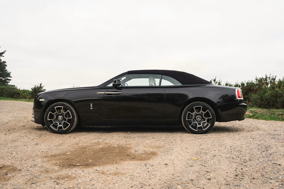 2018 Rolls-Royce Dawn Black Badge - Image 16 of 21