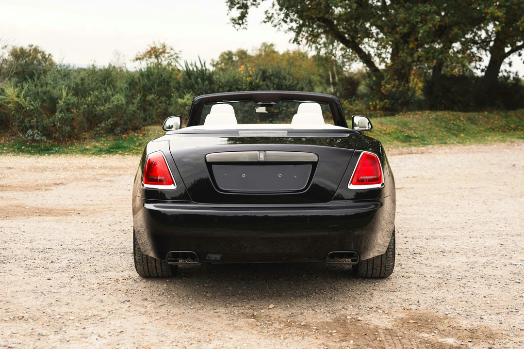 2018 Rolls-Royce Dawn Black Badge - Image 8 of 21