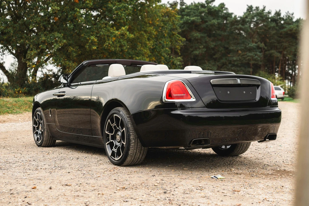 2018 Rolls-Royce Dawn Black Badge - Image 9 of 21
