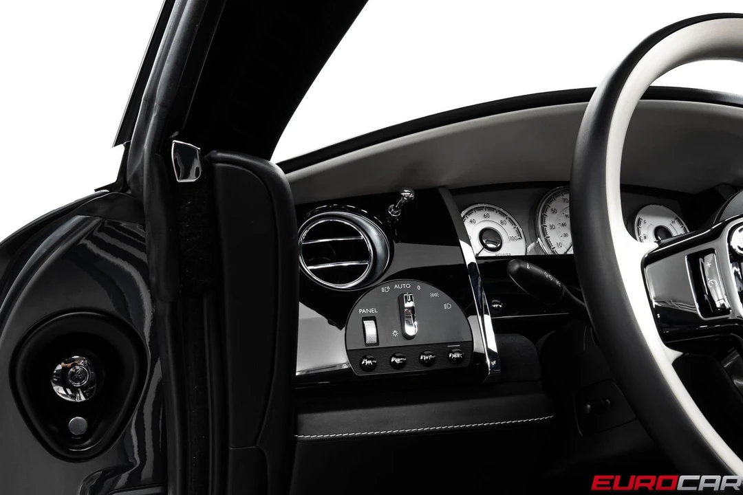 2018 Rolls-Royce Dawn - Image 29 of 31