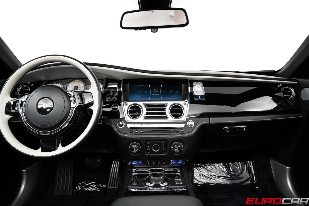 2018 Rolls-Royce Dawn - Image 28 of 31