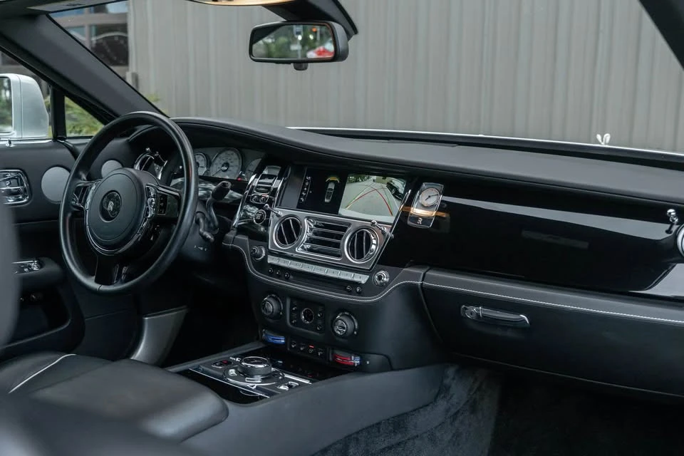 2018 Rolls-Royce Dawn - Image 14 of 18