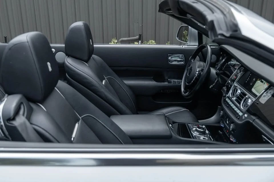 2018 Rolls-Royce Dawn - Image 16 of 18
